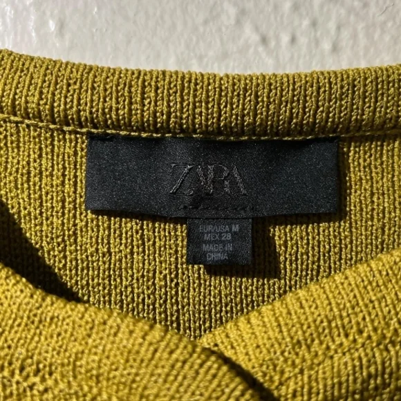 Zara Mustard Knit Sweater - Picture 2 of 3